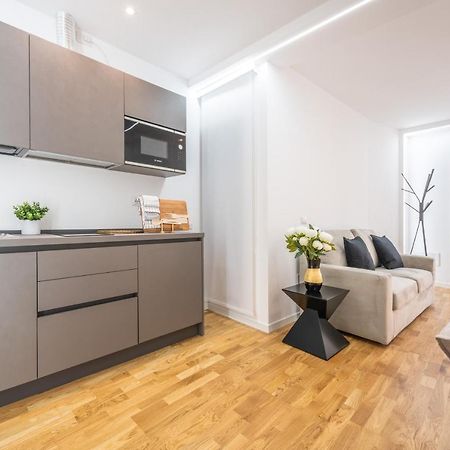 קליארי A E C Homedesign Stampace מראה חיצוני תמונה